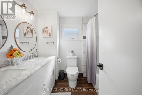 7013 Hickling Crescent, Mississauga, ON - Indoor Photo Showing Bathroom