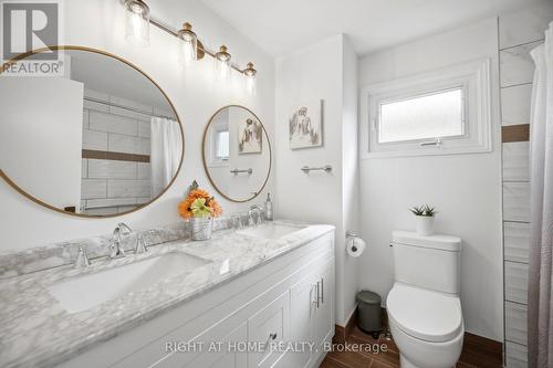 7013 Hickling Crescent, Mississauga, ON - Indoor Photo Showing Bathroom