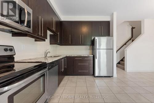 5 Andruss Lane, Hamilton, ON - Indoor Photo Showing Kitchen With Stainless Steel Kitchen With Double Sink
