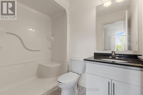 5 Andruss Lane, Hamilton, ON - Indoor Photo Showing Bathroom