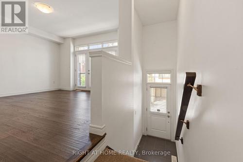 5 Andruss Lane, Hamilton, ON - Indoor Photo Showing Other Room
