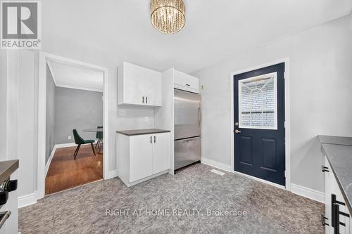 662 Montego Crescent, Burlington, ON - Indoor Photo Showing Other Room