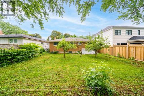 662 Montego Crescent, Burlington, ON - Outdoor