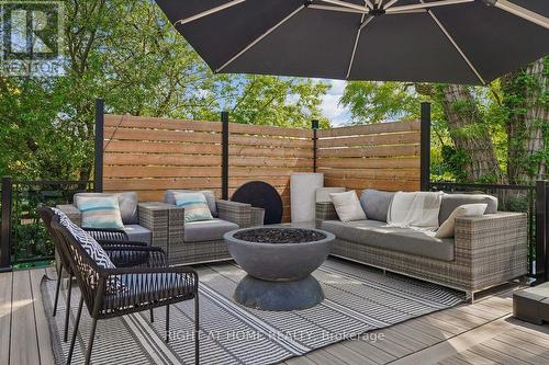 2090 Stonehouse Crescent, Mississauga, ON - Outdoor With Deck Patio Veranda With Exterior