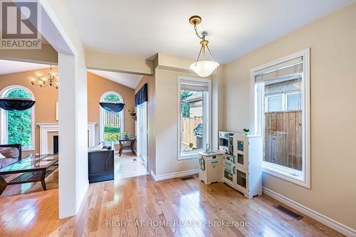 1352 Wadebridge Crescent, Oshawa, ON - Indoor