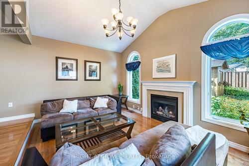 1352 Wadebridge Crescent, Oshawa, ON - Indoor Photo Showing Living Room With Fireplace