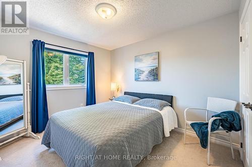 1352 Wadebridge Crescent, Oshawa, ON - Indoor Photo Showing Bedroom