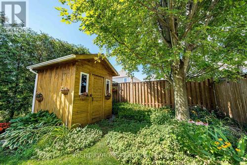 1352 Wadebridge Crescent, Oshawa, ON - Outdoor