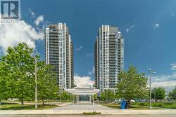 901 - 15 ZORRA STREET Toronto, ON M8Z 0C1