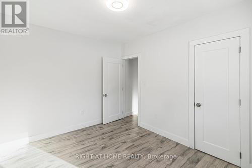 100 Green Mountain Road E, Hamilton, ON - Indoor Photo Showing Other Room