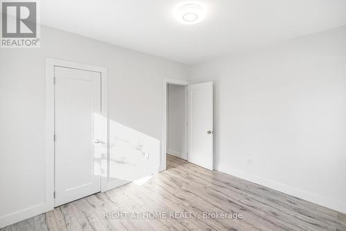 100 Green Mountain Road E, Hamilton, ON - Indoor Photo Showing Other Room