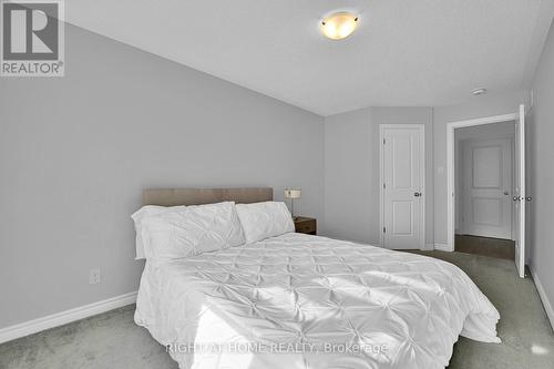 720 Dearborn, Ottawa, ON - Indoor Photo Showing Bedroom