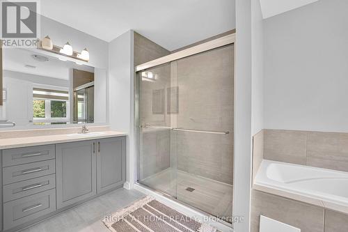 720 Dearborn, Ottawa, ON - Indoor Photo Showing Bathroom