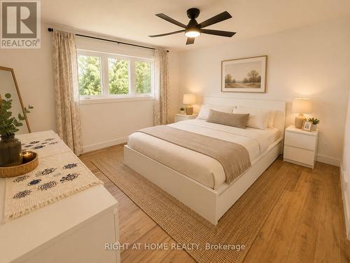 4440 Cosburn Crescent, Burlington, ON - Indoor Photo Showing Bedroom