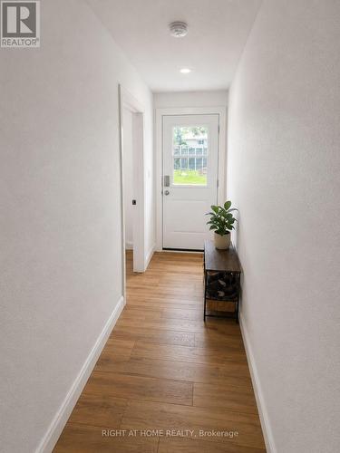 4440 Cosburn Crescent, Burlington, ON - Indoor Photo Showing Other Room