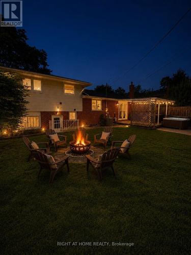 4440 Cosburn Crescent, Burlington, ON - Outdoor With Deck Patio Veranda