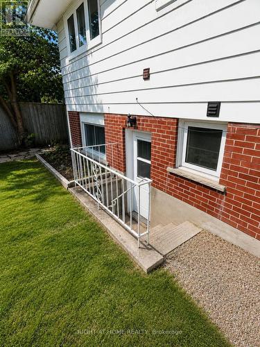4440 Cosburn Crescent, Burlington, ON - Outdoor With Exterior