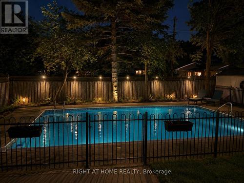 4440 Cosburn Crescent, Burlington, ON - Outdoor With In Ground Pool With Backyard