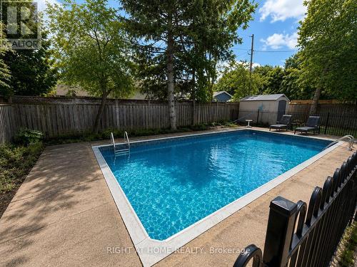 4440 Cosburn Crescent, Burlington, ON - Outdoor With In Ground Pool With Backyard