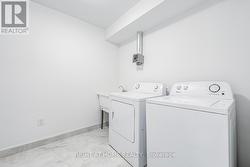 Laundry room 2nd floor - 