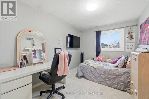 37 Beechnut Crescent, Clarington, ON - Indoor Photo Showing Bedroom