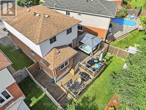 37 Beechnut Crescent, Clarington, ON - Outdoor