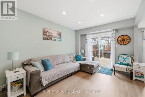 37 Beechnut Crescent, Clarington, ON - Indoor Photo Showing Living Room
