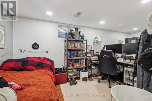 56 Hemingway Crescent, Barrie, ON - Indoor Photo Showing Other Room