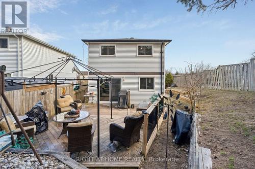 56 Hemingway Crescent, Barrie, ON - Outdoor With Exterior