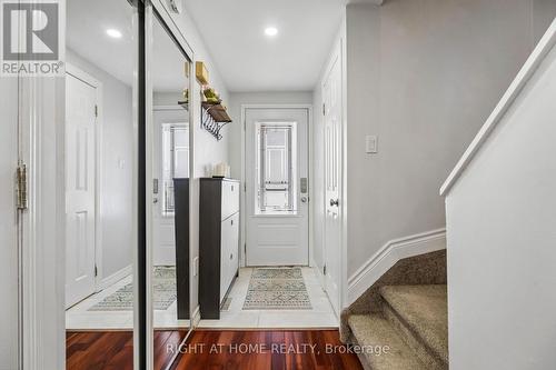 56 Hemingway Crescent, Barrie, ON - Indoor Photo Showing Other Room