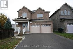 66 WHITE CRESCENT Barrie, ON L4N 5Z9
