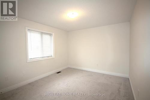 66 White Crescent, Barrie, ON - Indoor Photo Showing Other Room