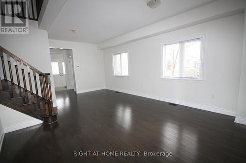 66 White Crescent, Barrie, ON - Indoor Photo Showing Other Room