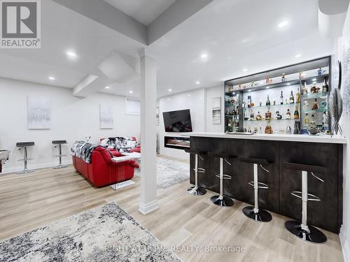 80 Puccini Drive, Richmond Hill, ON - Indoor Photo Showing Other Room