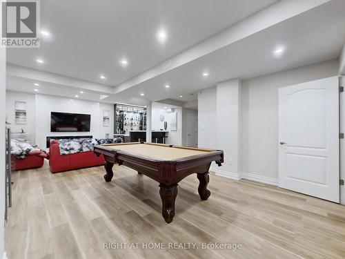 80 Puccini Drive, Richmond Hill, ON - Indoor Photo Showing Other Room