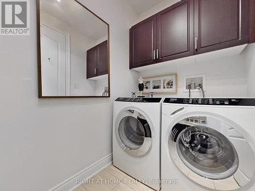 80 Puccini Drive, Richmond Hill, ON - Indoor Photo Showing Laundry Room
