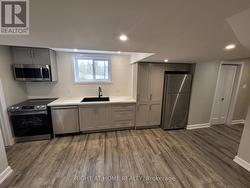 LOWER - 205 CARDINAL STREET Barrie, ON L4M 6G8