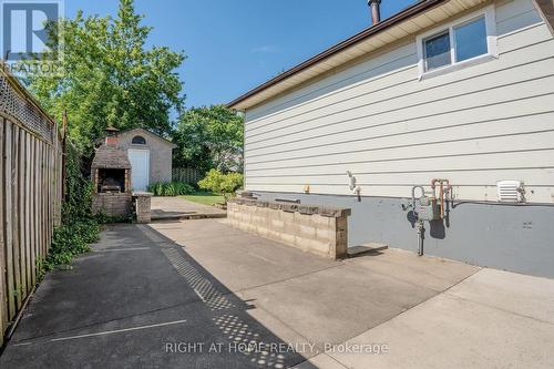 Seperate Enterance - 80 Chilton Drive, Hamilton, ON - Outdoor With Exterior
