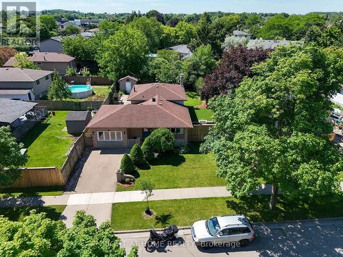 80 Chilton Drive, Hamilton, ON - Outdoor
