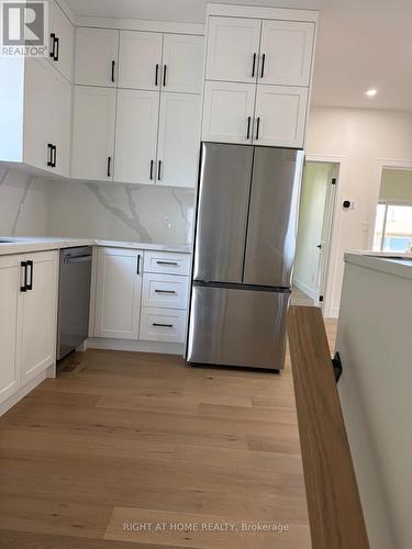 376 Mitchell Avenue, Oshawa, ON - Indoor Photo Showing Kitchen