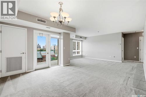 802 902 Spadina Crescent E, Saskatoon, SK - Indoor Photo Showing Other Room