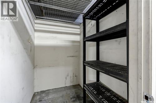 802 902 Spadina Crescent E, Saskatoon, SK - Indoor