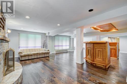5037 Mississauga Road, Mississauga, ON - Indoor With Fireplace