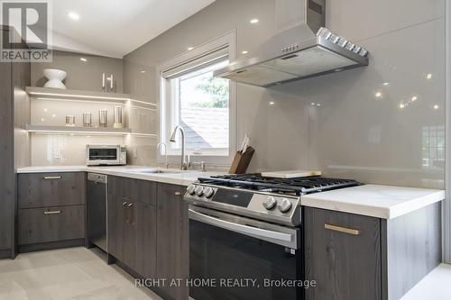 560 Concession Road 15 W, Tiny, ON - Indoor Photo Showing Kitchen