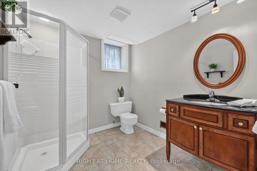 5 Pine Point, Oro-Medonte, ON - Indoor Photo Showing Bathroom