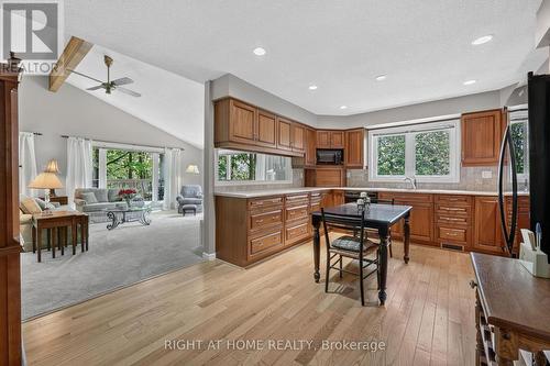 5 Pine Point, Oro-Medonte, ON - Indoor