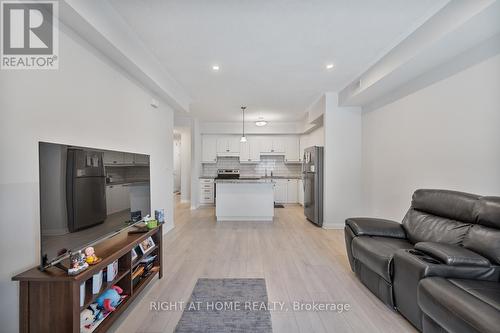 B/26 - 25 Isherwood  Avenue, Cambridge, ON - Indoor