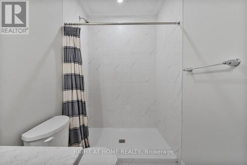 B/26 - 25 Isherwood  Avenue, Cambridge, ON - Indoor Photo Showing Bathroom