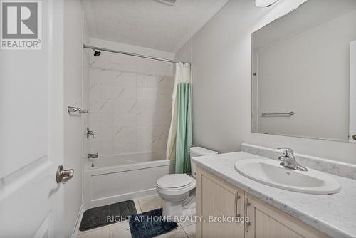B/26 - 25 Isherwood  Avenue, Cambridge, ON - Indoor Photo Showing Bathroom