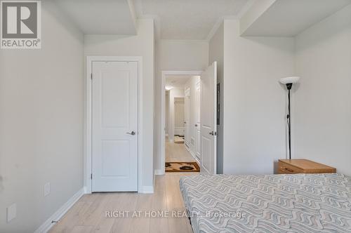 B/26 - 25 Isherwood  Avenue, Cambridge, ON - Indoor Photo Showing Bedroom